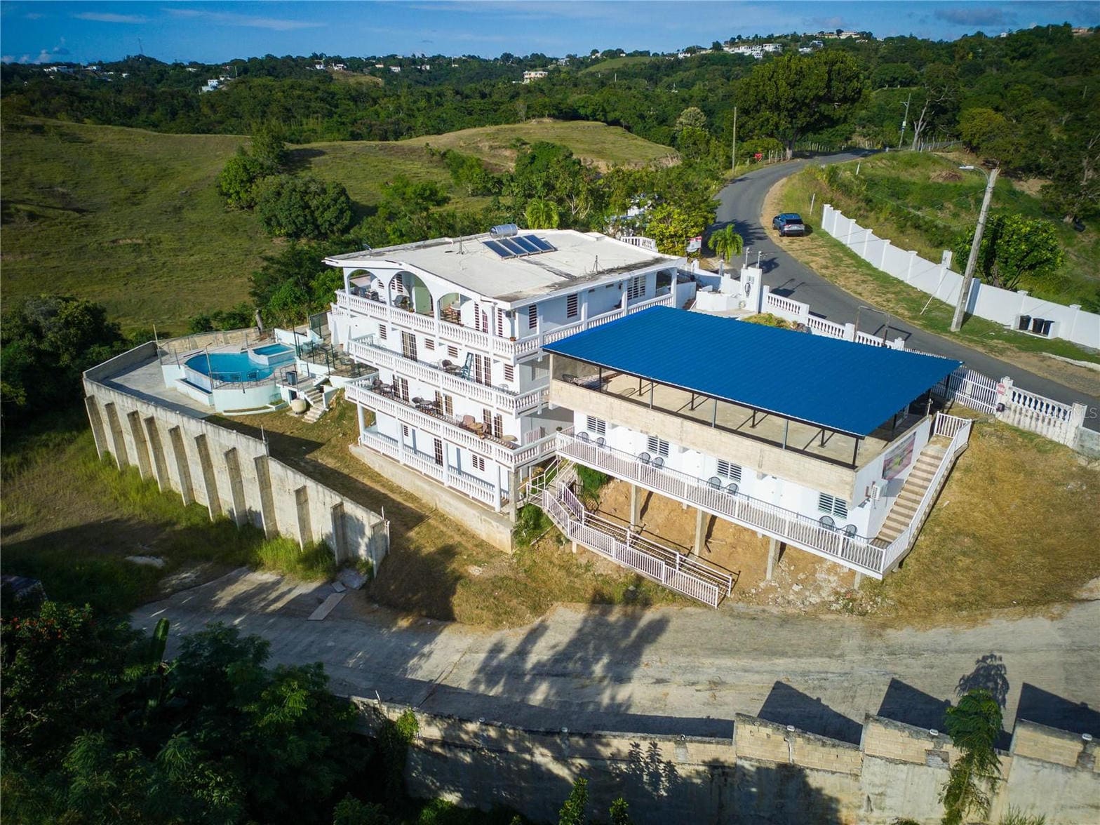 The Jungle guesthouse among the hills of Puntas, Rincón